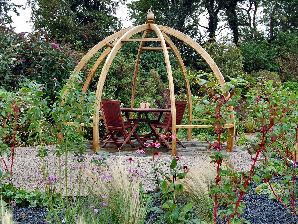 Contemporary pergola