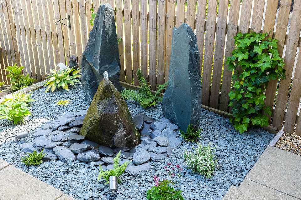 Slate obelisk, Cockermouth